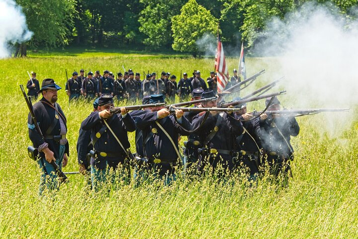 Full-Day Private Guided Exploring Gettysburg History Bus Tour - Photo 1 of 12